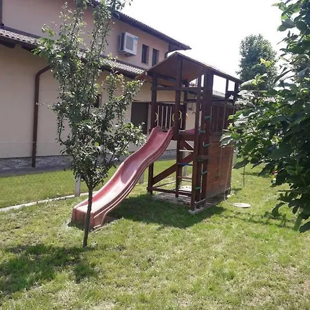 Puskas Apartmanhaz *